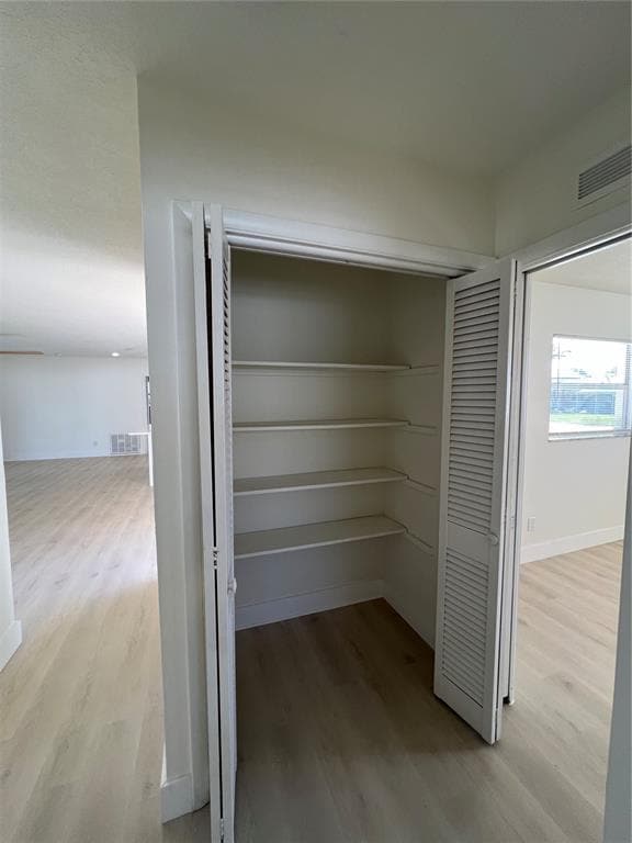 Building Photo - 2502 Tropical Shores Dr SE