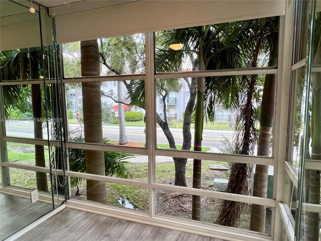 Building Photo - 210 172nd St