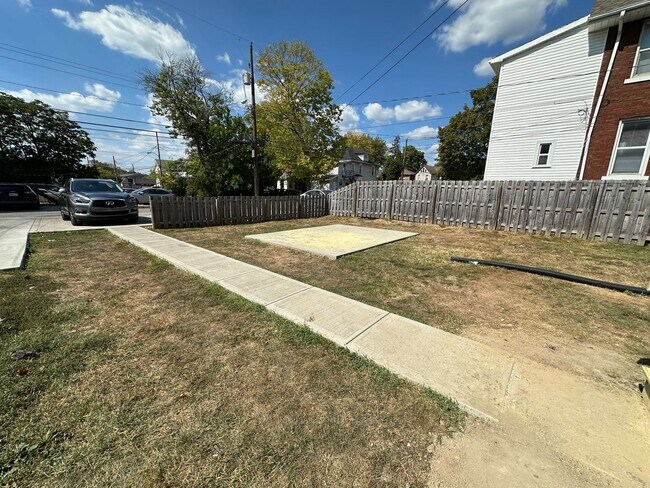 Building Photo - 1837 N 4th St