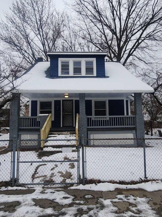 Building Photo - 1140 E 144th St