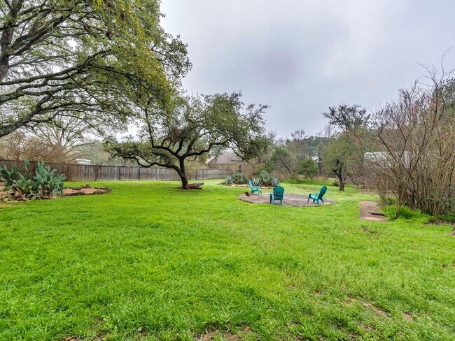 Building Photo - 9805 Murmuring Creek Dr