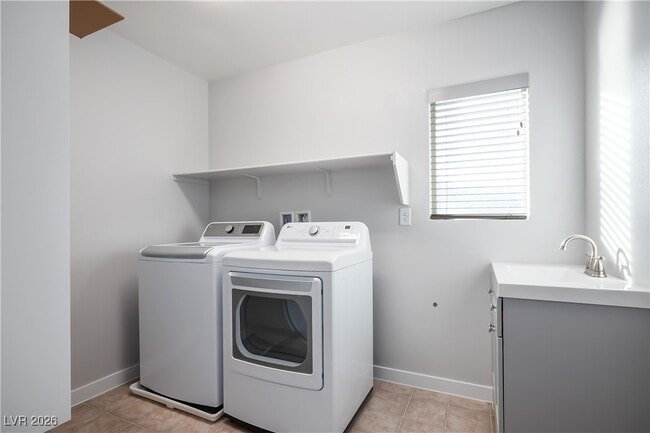 Building Photo - 7080 Onyx Mound St