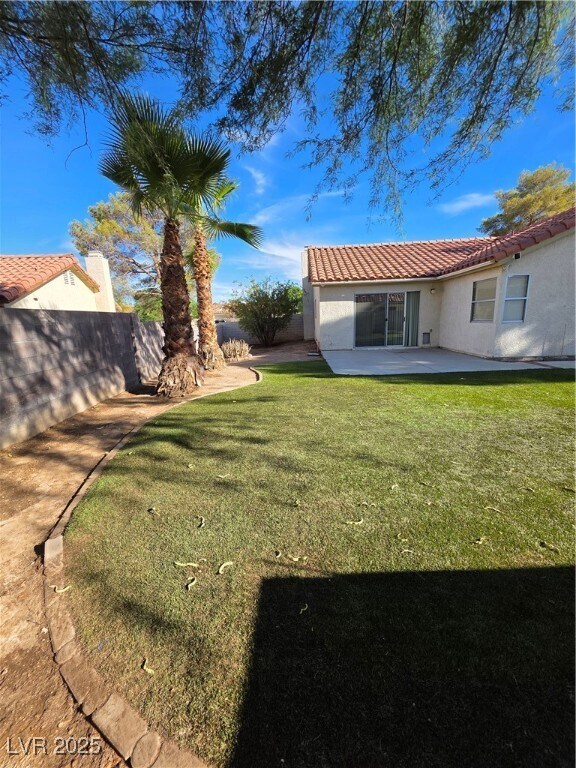 Building Photo - 422 Macbrey Dr