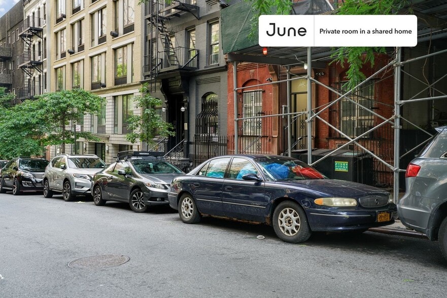 Building Photo - Room in Shared 3 bed/1 bath home in Upper East Side