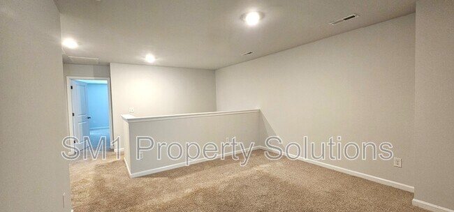 Building Photo - 218 Stamm Dr
