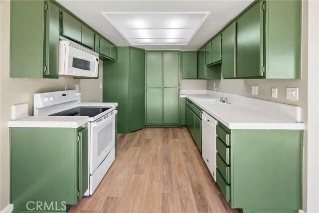 Building Photo - 15000 Halldale Ave