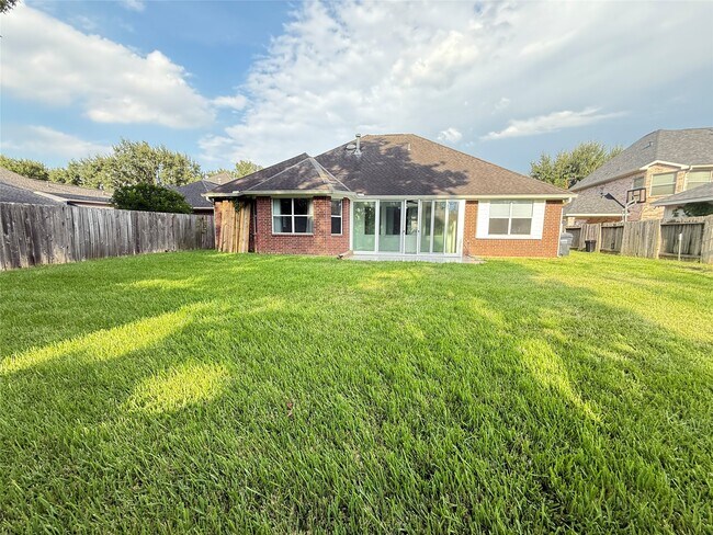 Building Photo - 13522 Schumann Trail