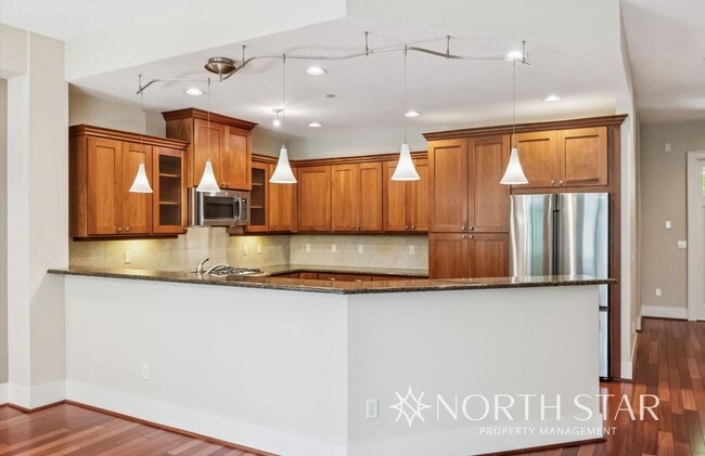 Building Photo - Stunning Renaissance at Peterkort Woods To...