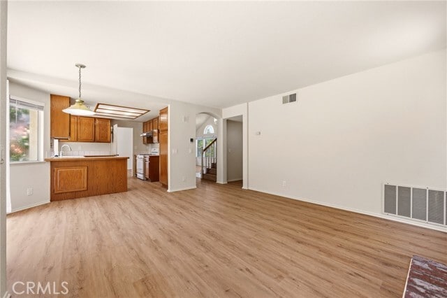Building Photo - 20926 Brookline Dr
