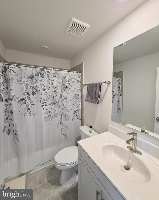 Building Photo - 1309 Arvon Trl