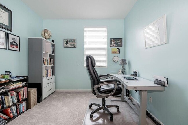 Building Photo - 123 Schellinger St