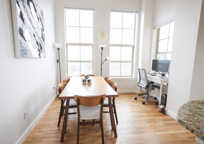 Building Photo - Gorgeous 1 bed 1 bath in an amazing location