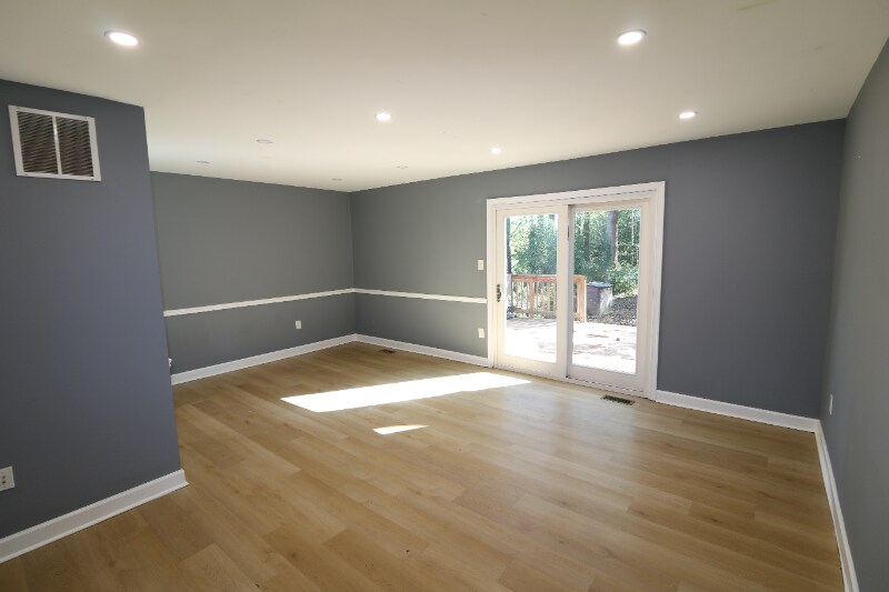 Building Photo - 7824 Briardale Terrace