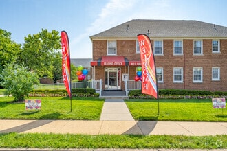 Building Photo - Fillmore Garden Apartments