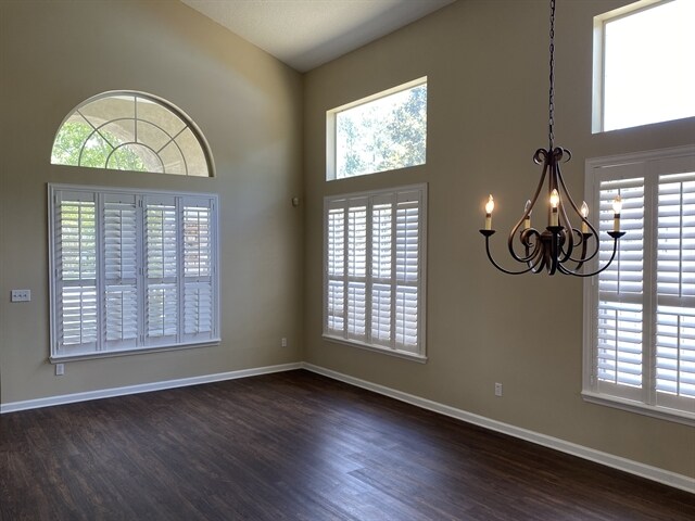 Building Photo - 2110 Thorn Hollow Ct