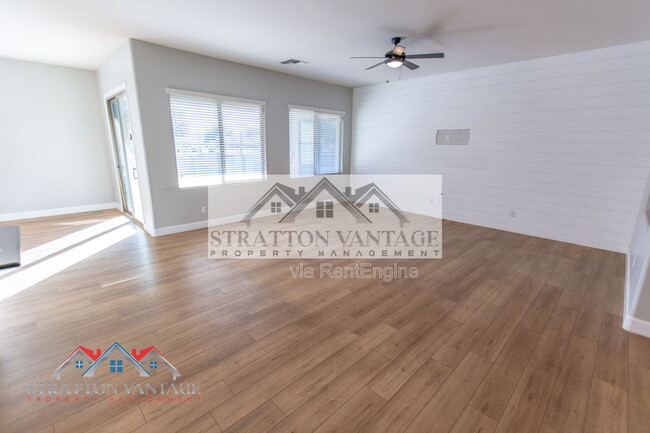 Building Photo - 20309 E Avenida Del Valle