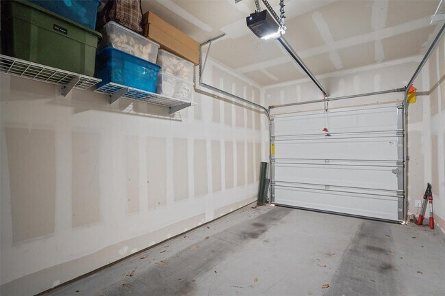 Building Photo - 127 Thelonious Dr