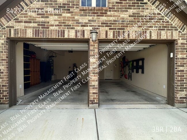 Building Photo - 8427 Lajitas Bend