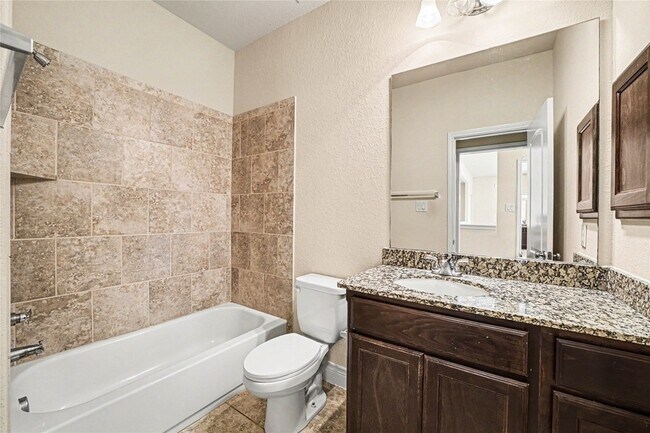 Building Photo - 2310 Falcon Brook Dr
