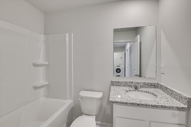 Building Photo - 811 Grovebury Ct