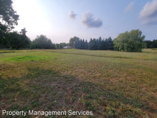 Building Photo - 2 br, 1 bath House - 6780 Boone Rd
