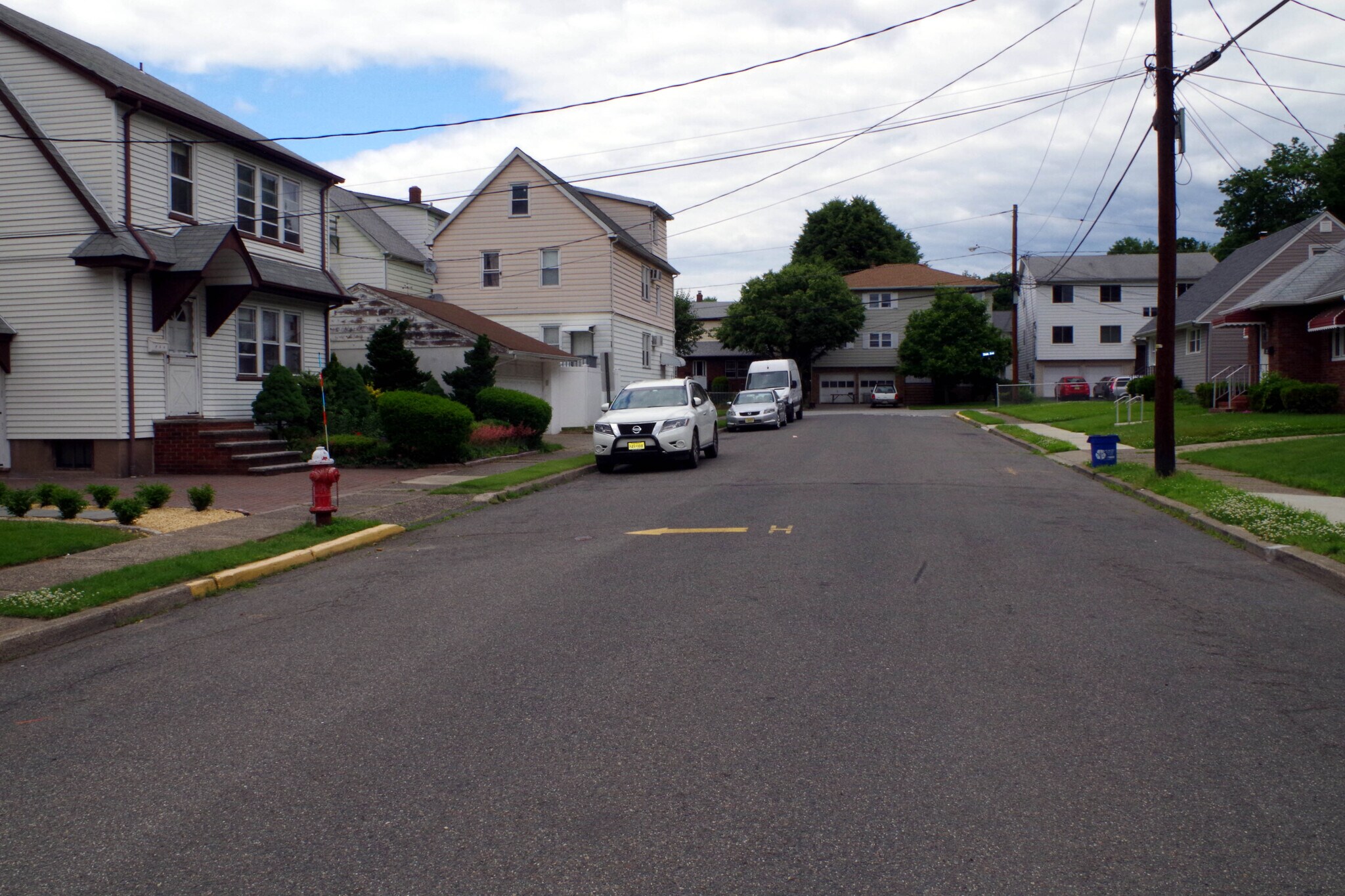 Building Photo - 31 Brook Ave