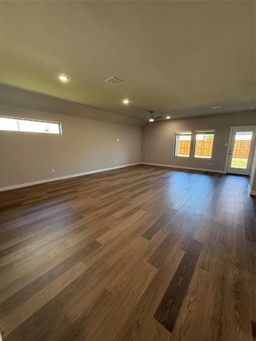 Building Photo - 718 Tidal Dr