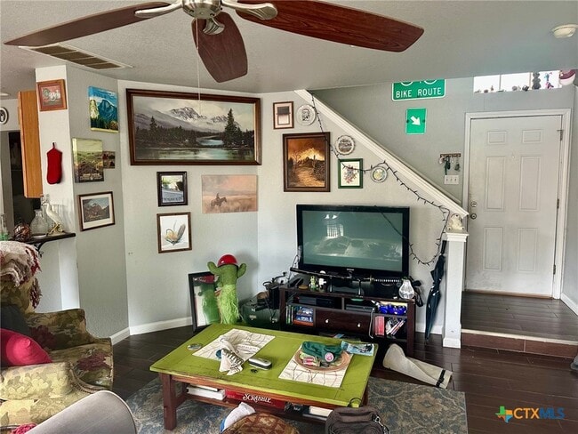 Building Photo - 864 Sagewood Trail