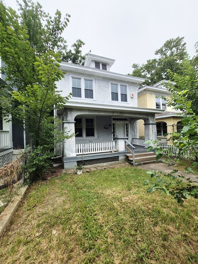 Primary Photo - 3017 Dill Ave