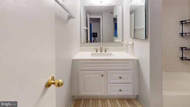 Building Photo - 2625 Wagon Dr