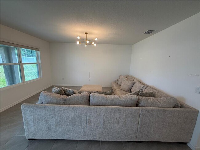 Building Photo - 10888 Quail Grv Wy