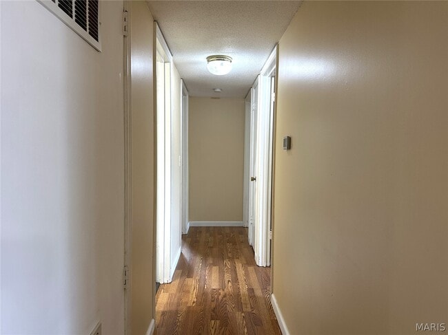 Building Photo - 452 Chapel Ridge Dr