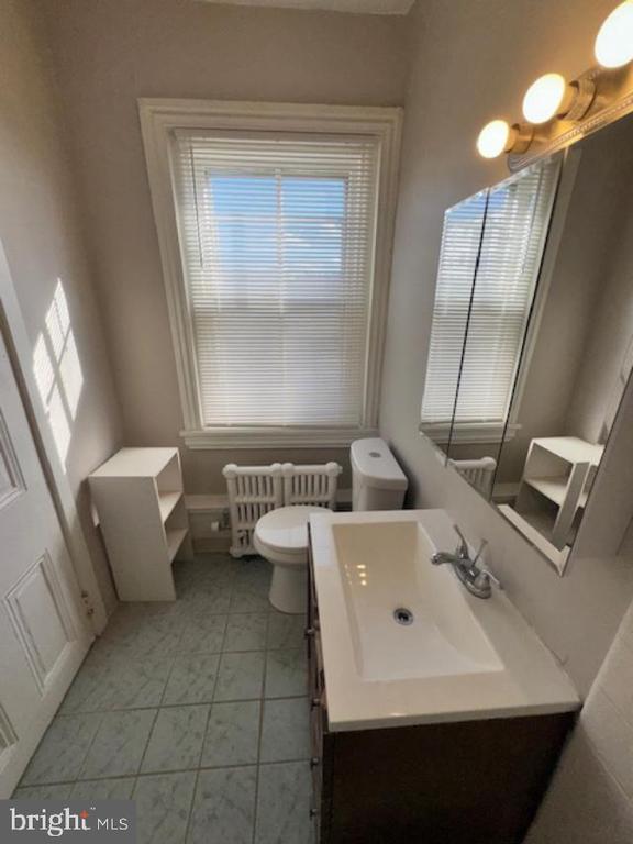 Building Photo - 4 W Athens Ave