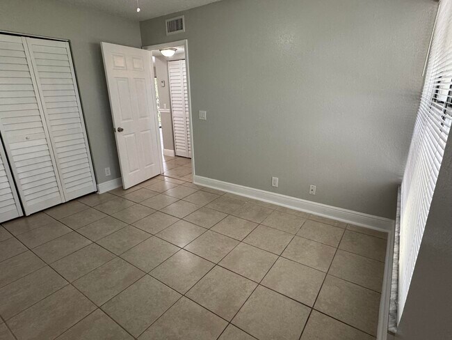 Building Photo - 1601 Windorah Way