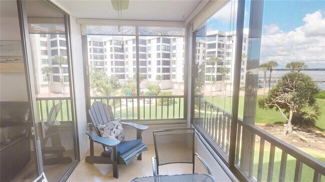 Building Photo - 8735 Midnight Pass Rd