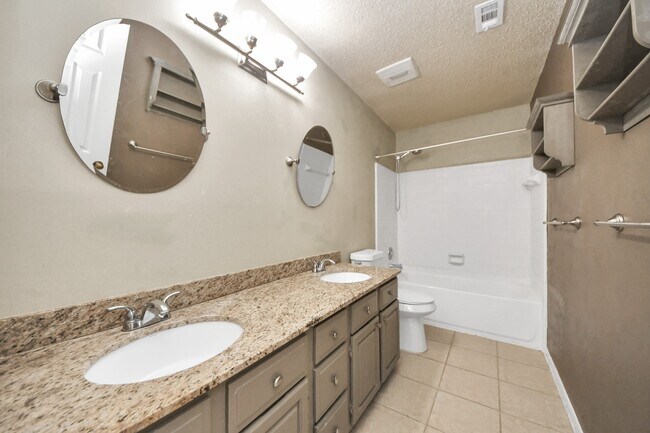 Building Photo - 3007 Cotter Lake Cir
