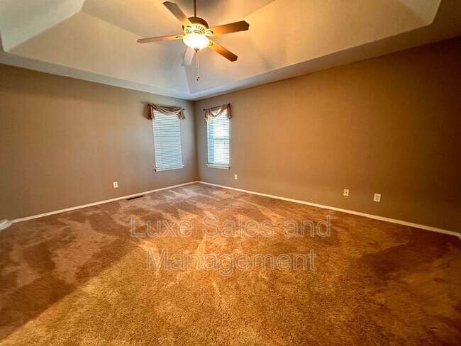 Building Photo - 2205 Basking Ridge Trail