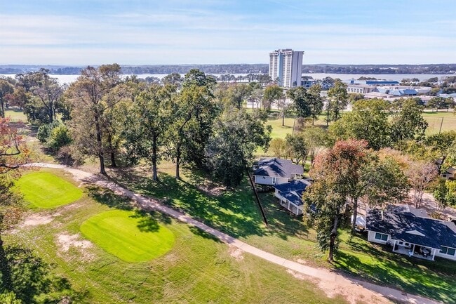 Building Photo - 3539 Balboa Cir