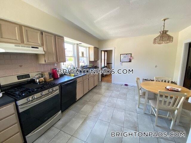 Building Photo - 75 Claymoss Rd