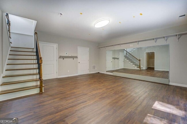 Building Photo - 30 Magan Ct