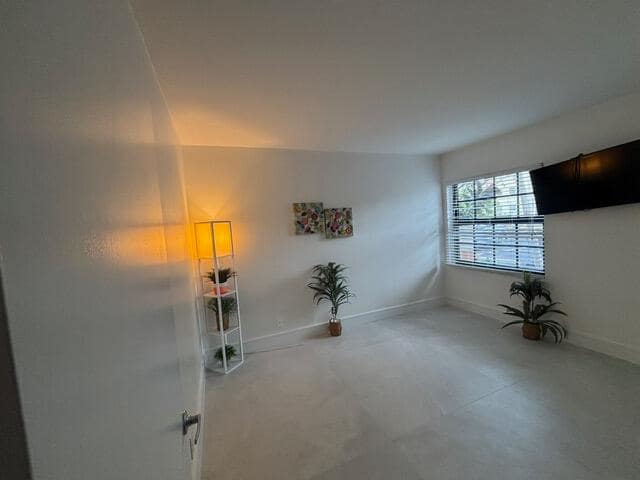 Building Photo - 1209 Congressional Way