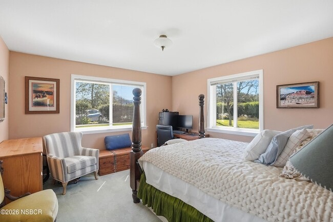 Building Photo - 2611 Janin Way