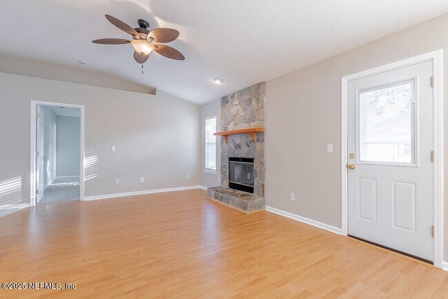 Building Photo - 326 Wildberry Ct