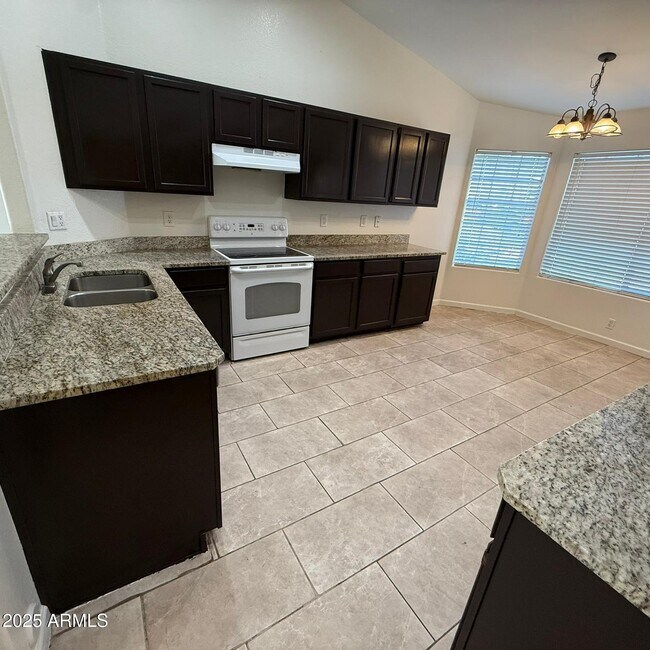 Building Photo - 8172 W Citrus Way