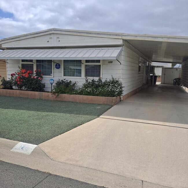 Building Photo - 120 Santa Lucia Dr