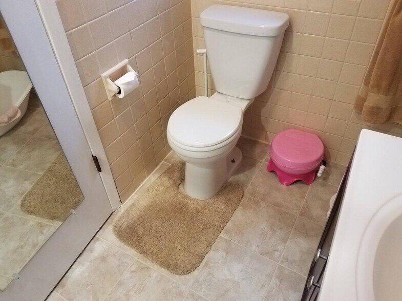 Building Photo - 21 Watts St