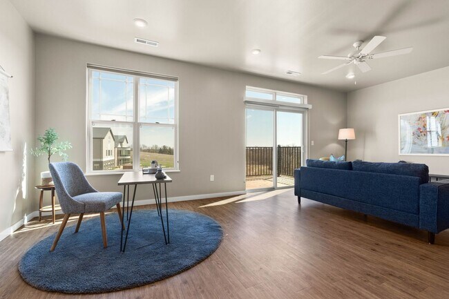 Building Photo - Very Large/Spacious 1-Bedroom/1.5-Bath, unit 104