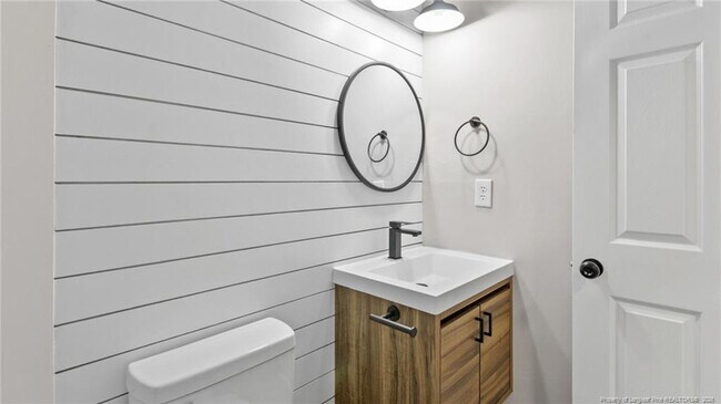 Building Photo - 3610 Yorktown Rd