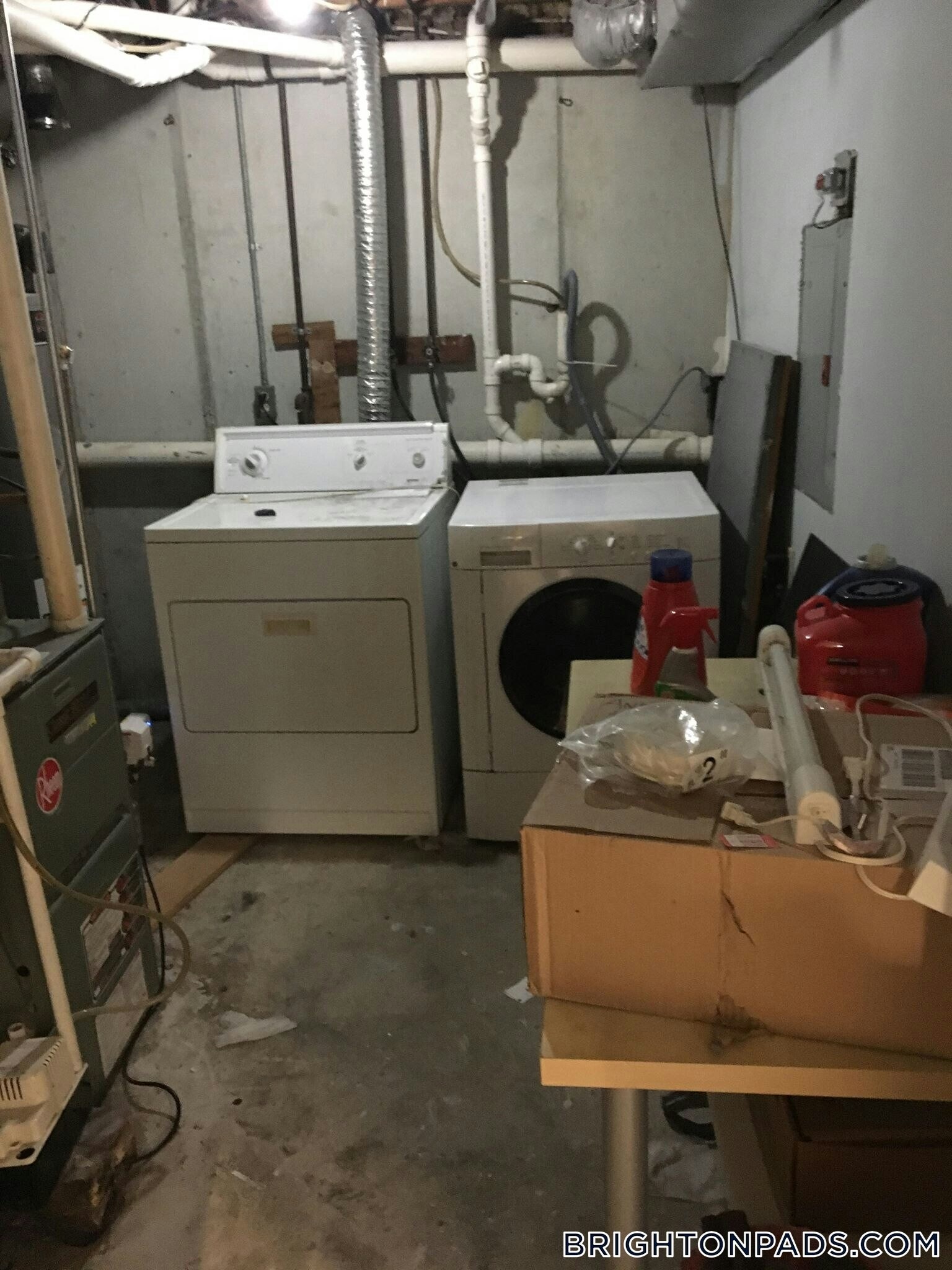 Building Photo - 5 Etna St