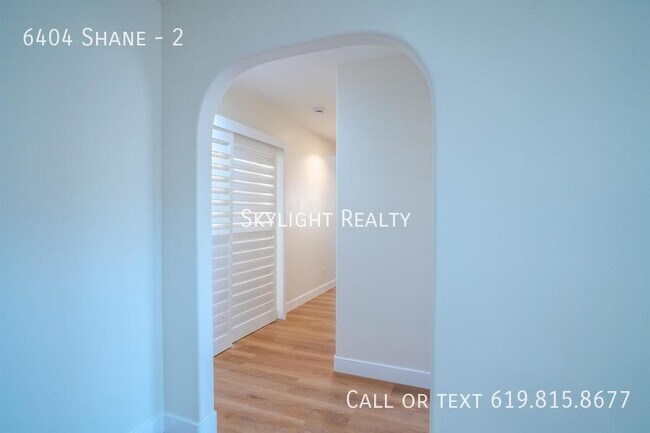 Building Photo - 6404 Shane-2